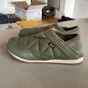 Teva ReEMBER slip ons